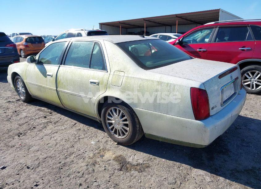 Photo 3 of 2005 Cadillac Deville DHS (VIN 1G6KE57Y45U184350)