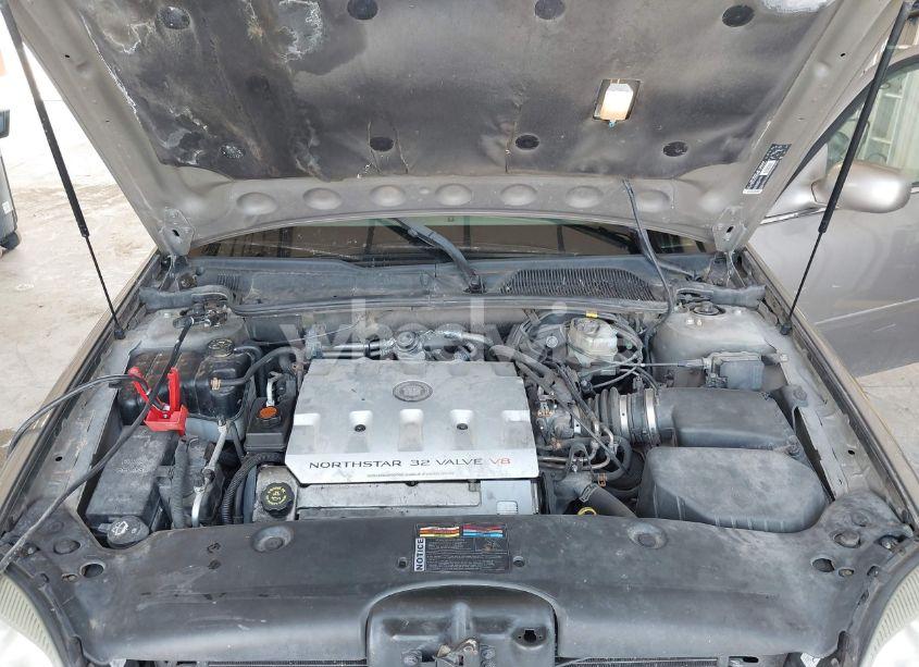 Photo 10 of 2001 Cadillac Deville DTS (VIN 1G6KF57911U263913)