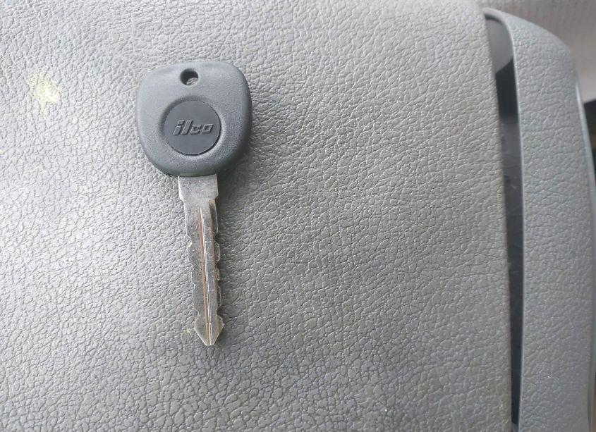 Photo 11 of 2004 Cadillac Deville DTS (VIN 1G6KF57924U107092)