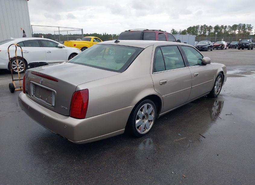 Photo 4 of 2004 Cadillac Deville DTS (VIN 1G6KF57924U107092)