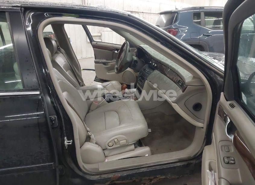 Photo 5 of 2005 Cadillac Deville DTS (VIN 1G6KF57955U103250)