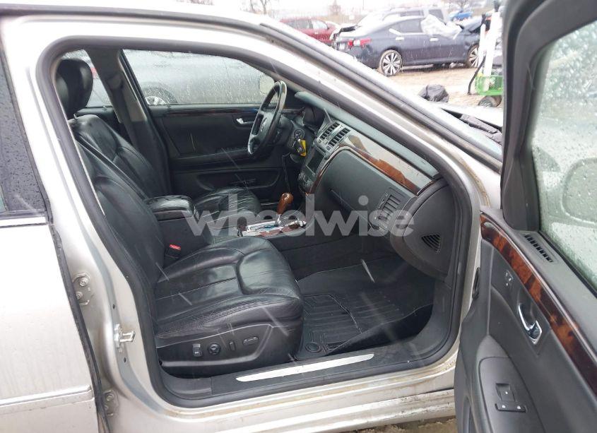 Photo 5 of 2011 Cadillac Dts PREMIUM COLLECTION (VIN 1G6KH5E61BU116219)