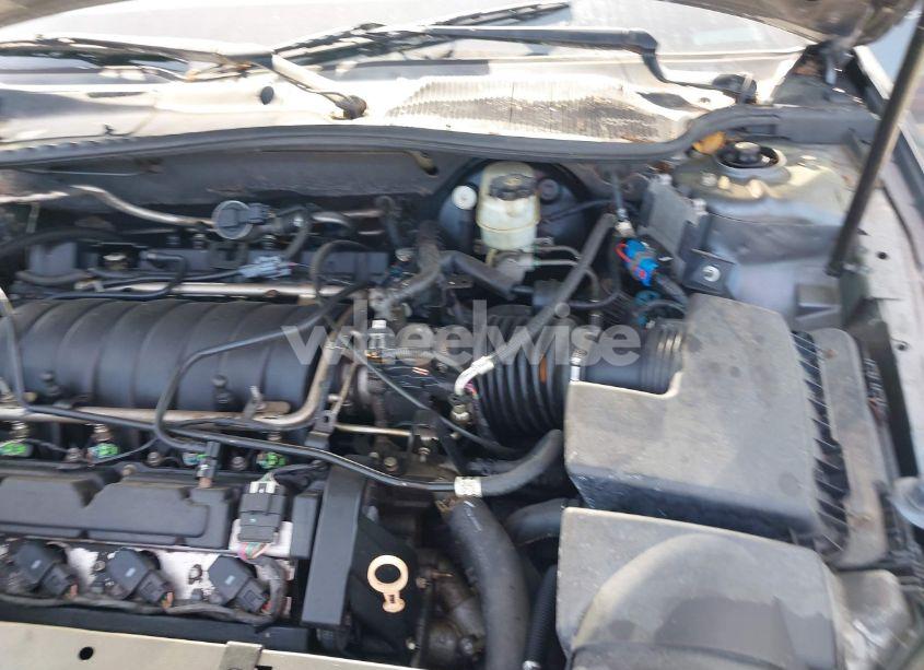 Photo 10 of 2011 Cadillac Dts PREMIUM COLLECTION (VIN 1G6KH5E65BU110486)