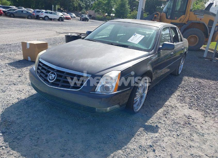 Photo 2 of 2011 Cadillac Dts PREMIUM COLLECTION (VIN 1G6KH5E65BU110486)
