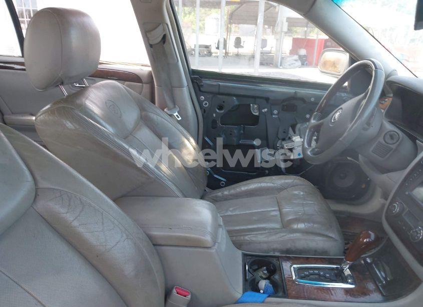 Photo 5 of 2011 Cadillac Dts PREMIUM COLLECTION (VIN 1G6KH5E65BU110486)