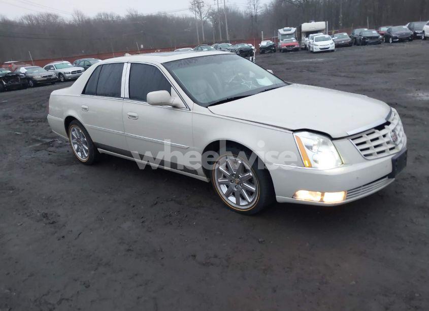 2011 Cadillac Dts PREMIUM COLLECTION (VIN 1G6KH5E69BU116100) main photo