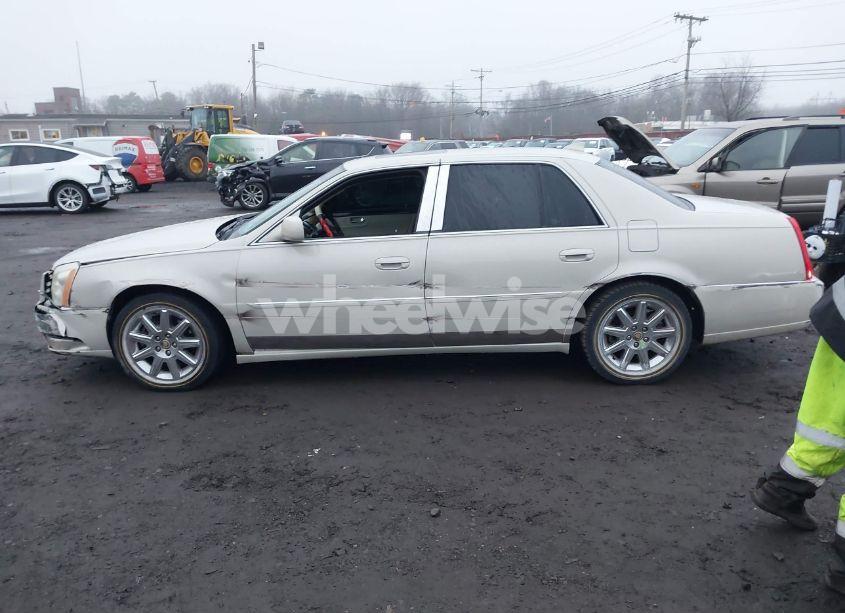 Photo 14 of 2011 Cadillac Dts PREMIUM COLLECTION (VIN 1G6KH5E69BU116100)