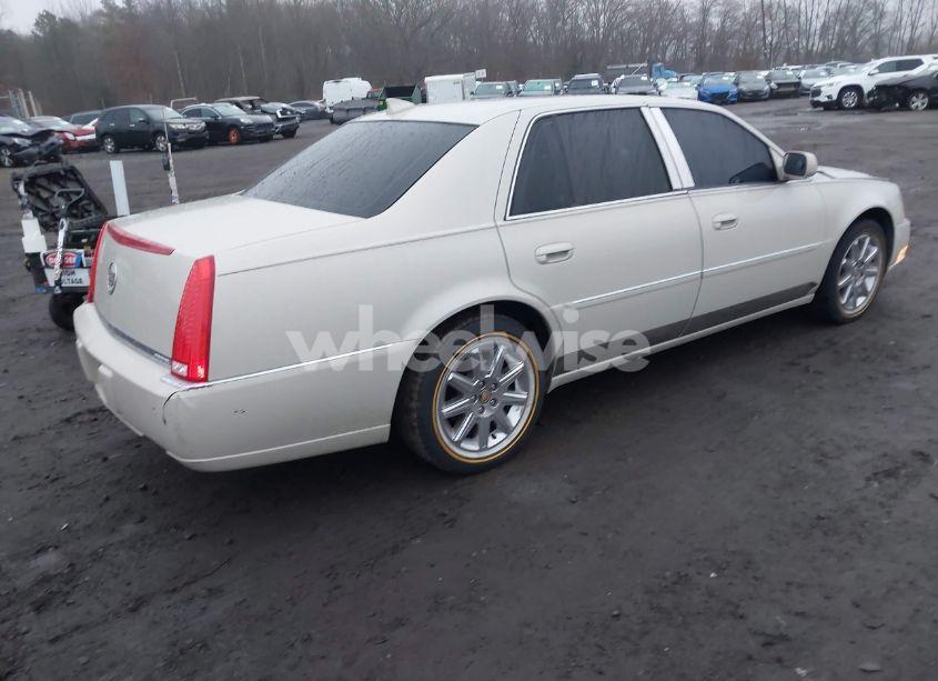 Photo 4 of 2011 Cadillac Dts PREMIUM COLLECTION (VIN 1G6KH5E69BU116100)