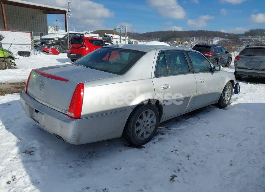 Photo 4 of 2011 Cadillac Dts PREMIUM COLLECTION (VIN 1G6KH5E6XBU112119)