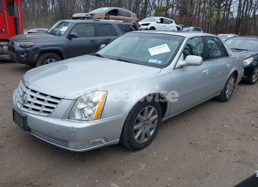 Photo 6 of 2011 Cadillac Dts PREMIUM COLLECTION (VIN 1G6KH5E6XBU128742)