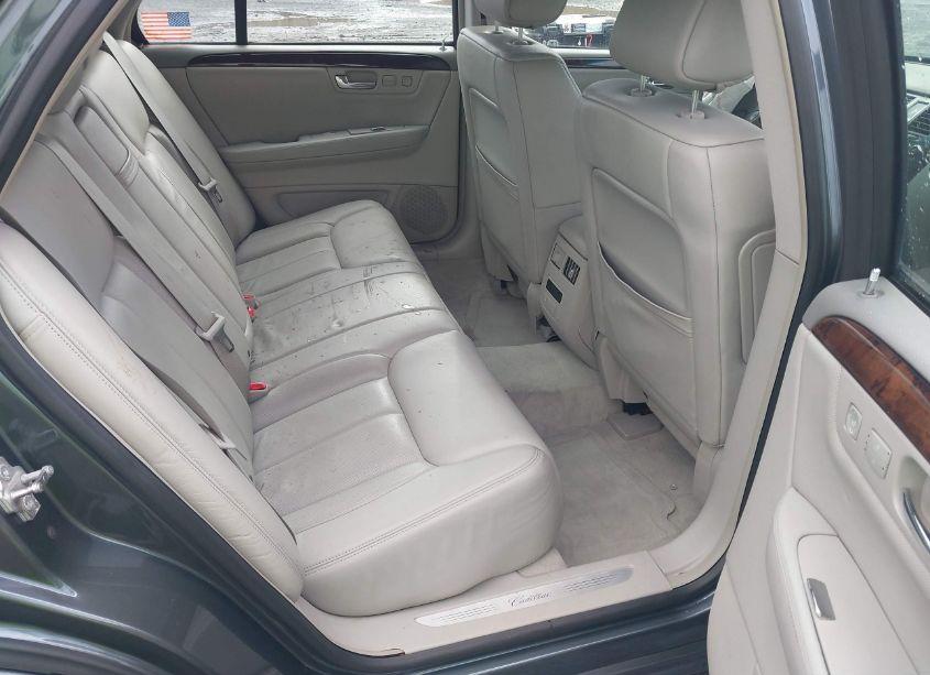 Photo 8 of 2010 Cadillac Dts PREMIUM COLLECTION (VIN 1G6KH5EY1AU116866)