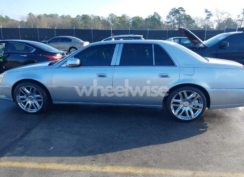 Photo 14 of 2010 Cadillac Dts PREMIUM COLLECTION (VIN 1G6KH5EY2AU135930)