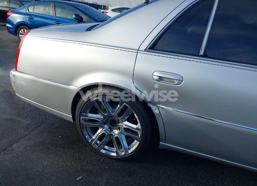 Photo 6 of 2010 Cadillac Dts PREMIUM COLLECTION (VIN 1G6KH5EY2AU135930)