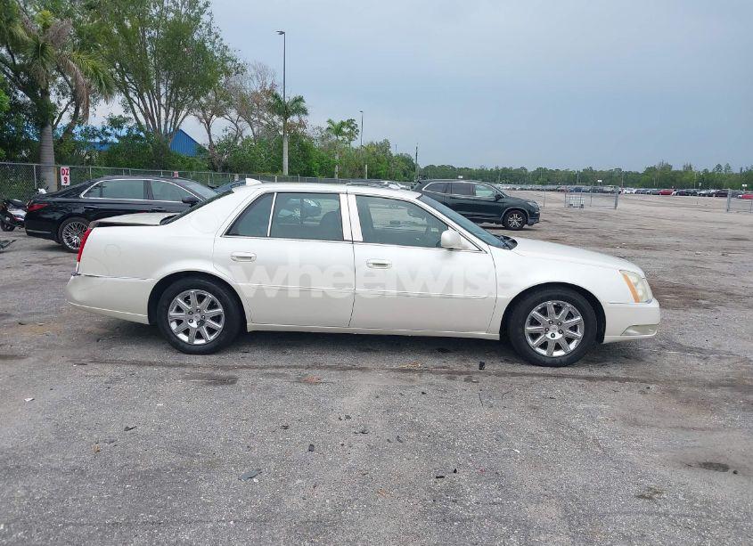 Photo 14 of 2010 Cadillac Dts PREMIUM COLLECTION (VIN 1G6KH5EY6AU120122)