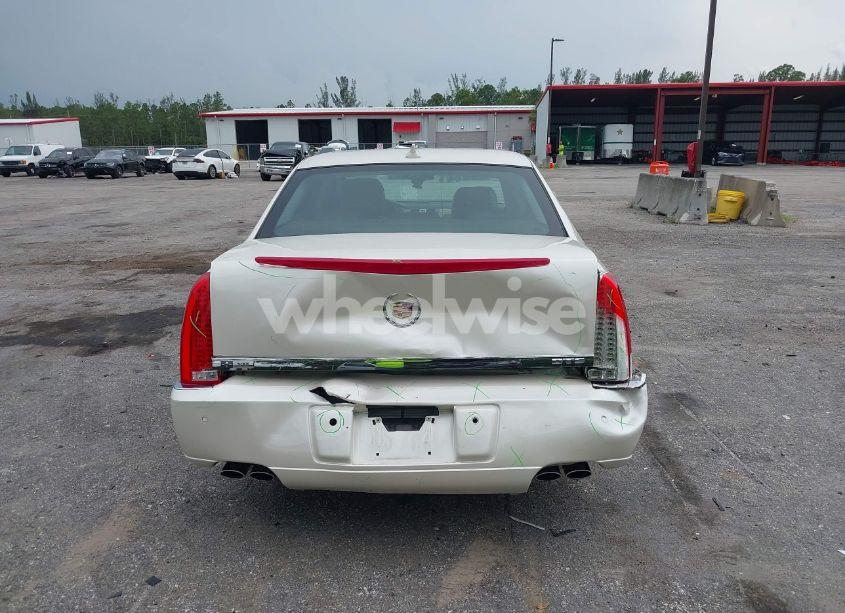 Photo 17 of 2010 Cadillac Dts PREMIUM COLLECTION (VIN 1G6KH5EY6AU120122)