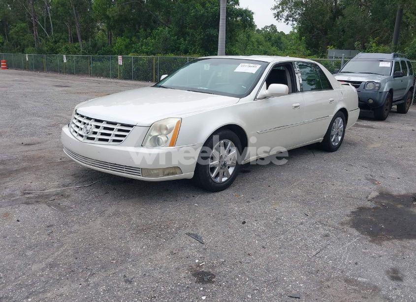 Photo 2 of 2010 Cadillac Dts PREMIUM COLLECTION (VIN 1G6KH5EY6AU120122)