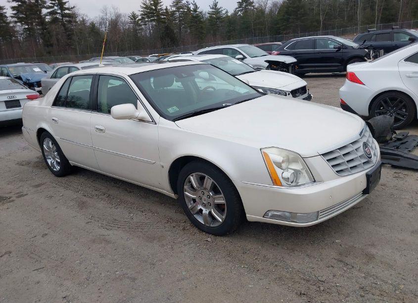 2010 Cadillac Dts PLATINUM COLLECTION (VIN 1G6KP5E92AU108142) main photo