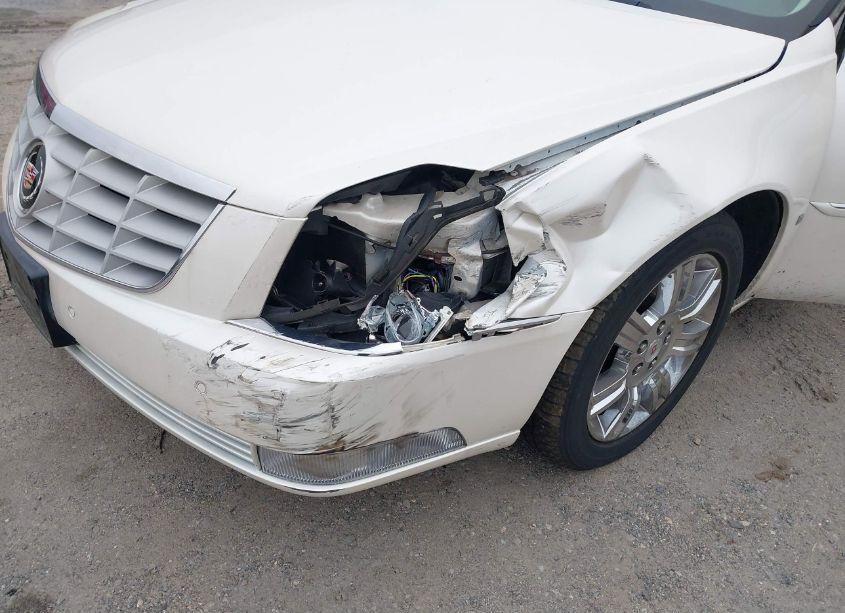 Photo 6 of 2010 Cadillac Dts PLATINUM COLLECTION (VIN 1G6KP5E92AU108142)