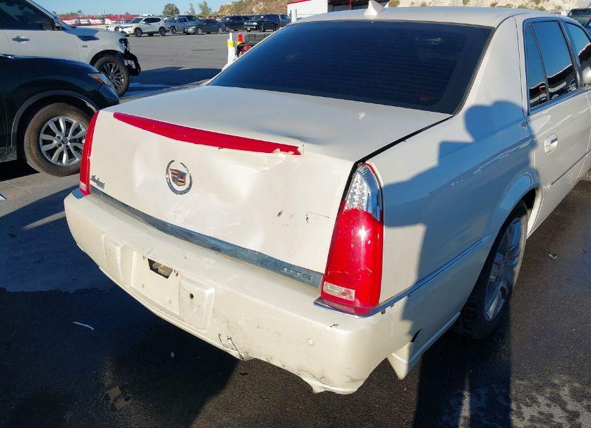 Photo 6 of 2010 Cadillac Dts PLATINUM COLLECTION (VIN 1G6KP5E93AU127833)