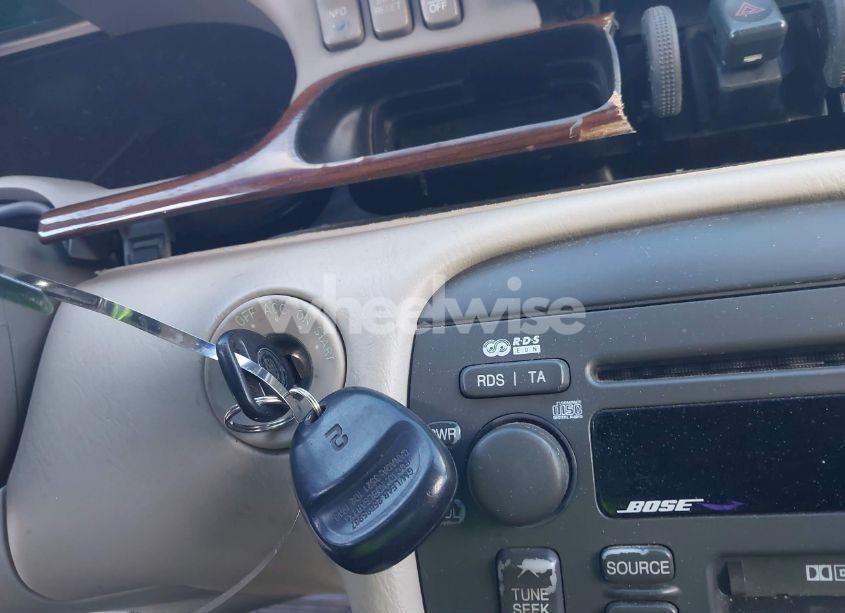 Photo 11 of 2004 Cadillac Seville SLS (VIN 1G6KS54Y34U152341)