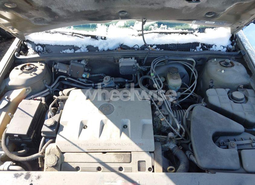 Photo 10 of 2001 Cadillac Seville SLS (VIN 1G6KS54YX1U103892)