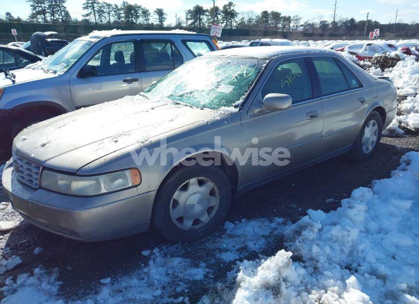 Photo 2 of 2001 Cadillac Seville SLS (VIN 1G6KS54YX1U103892)