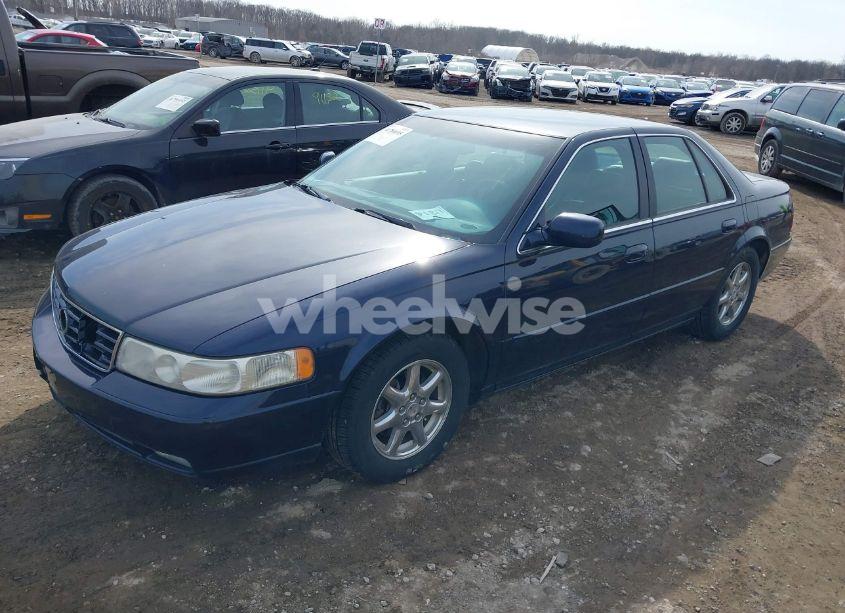 Photo 2 of 1999 Cadillac Seville STS (VIN 1G6KY5493XU913994)