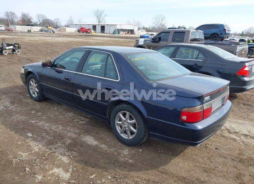 Photo 3 of 1999 Cadillac Seville STS (VIN 1G6KY5493XU913994)