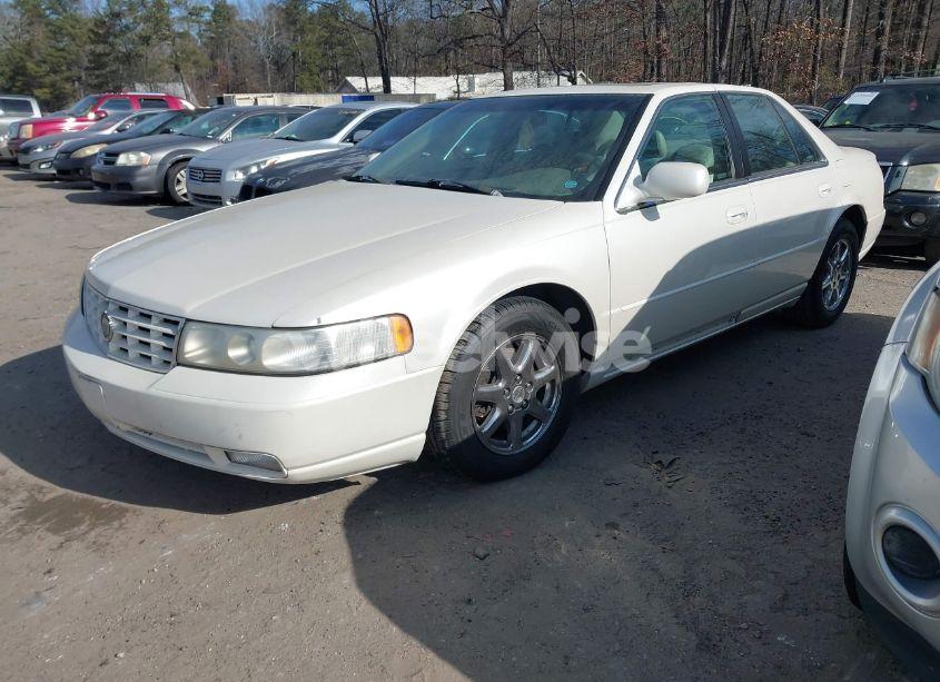 Photo 2 of 1999 Cadillac Seville STS (VIN 1G6KY5494XU933090)