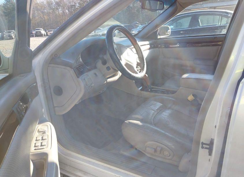 Photo 5 of 1999 Cadillac Seville STS (VIN 1G6KY5495XU931543)