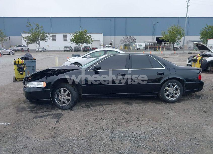 Photo 15 of 2002 Cadillac Seville STS (VIN 1G6KY54982U239673)