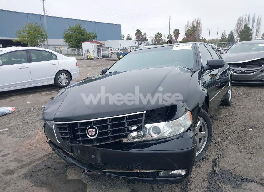 Photo 2 of 2002 Cadillac Seville STS (VIN 1G6KY54982U239673)