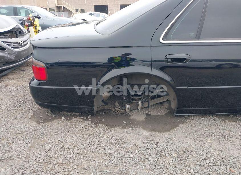 Photo 6 of 2002 Cadillac Seville STS (VIN 1G6KY54982U239673)