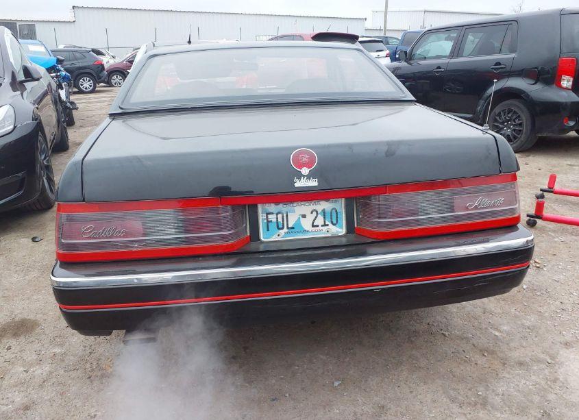 Photo 16 of 1989 Cadillac Allante N/A (VIN 1G6VR3188KU100816)