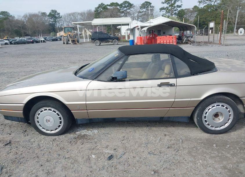 Photo 14 of 1991 Cadillac Allante N/A (VIN 1G6VS3387MU126117)