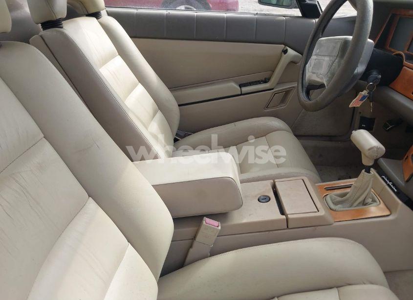 Photo 5 of 1991 Cadillac Allante N/A (VIN 1G6VS3387MU126117)