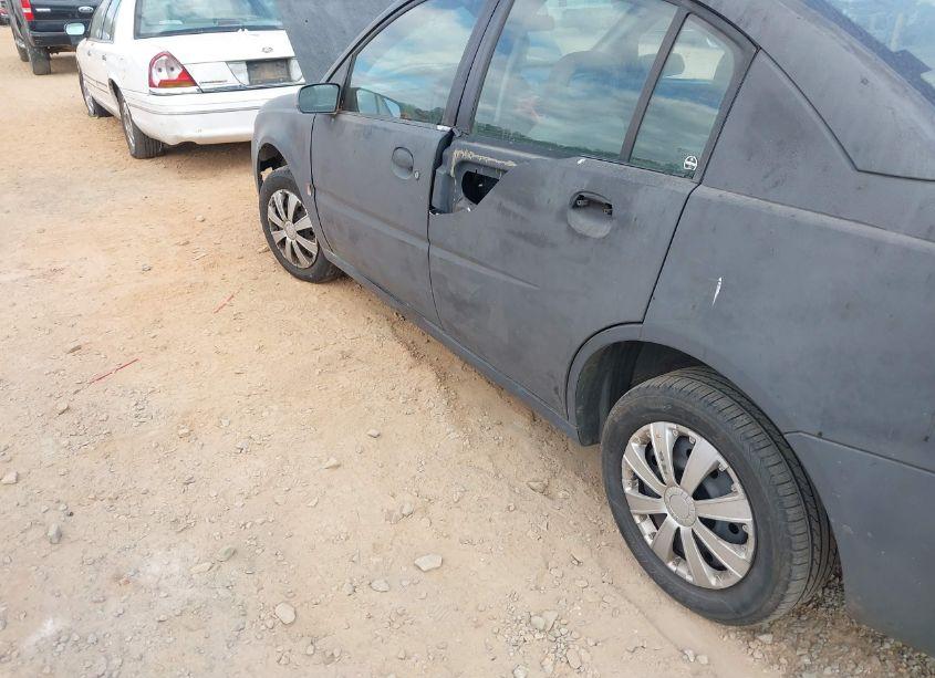 Photo 12 of 2004 Saturn Ion 1 (VIN 1G8AF52F04Z192890)