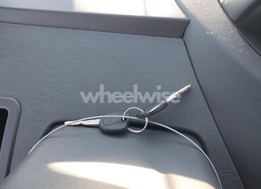 Photo 11 of 2005 Saturn Ion 1 (VIN 1G8AG52F05Z109912)