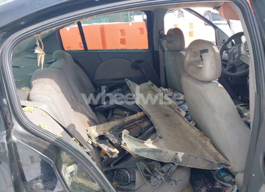 Photo 8 of 2005 Saturn Ion 1 (VIN 1G8AG52F35Z141088)