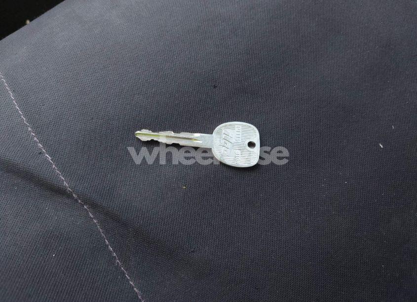 Photo 11 of 2005 Saturn Ion 1 (VIN 1G8AG52F65Z109073)