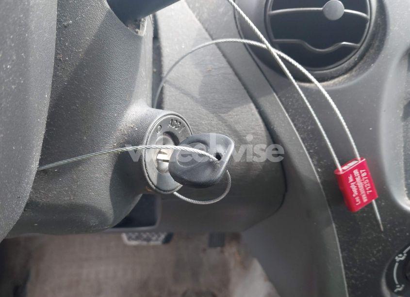 Photo 11 of 2005 Saturn Ion 1 (VIN 1G8AG52F85Z132970)