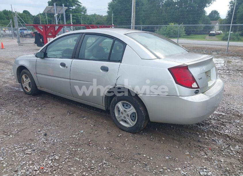 Photo 3 of 2005 Saturn Ion 1 (VIN 1G8AG52F85Z132970)