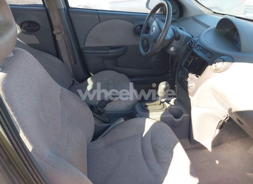 Photo 5 of 2005 Saturn Ion 1 (VIN 1G8AG52F85Z144987)