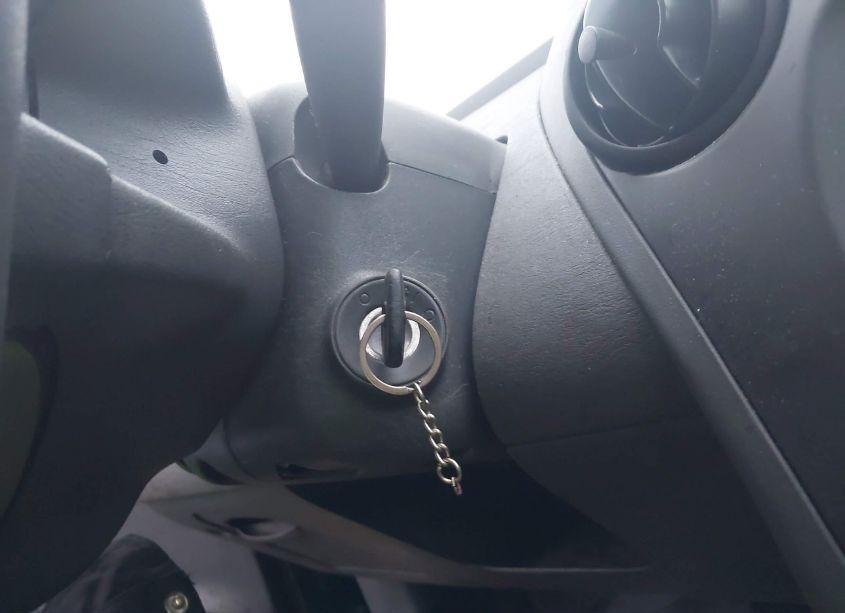 Photo 11 of 2005 Saturn Ion 1 (VIN 1G8AG52F85Z148960)