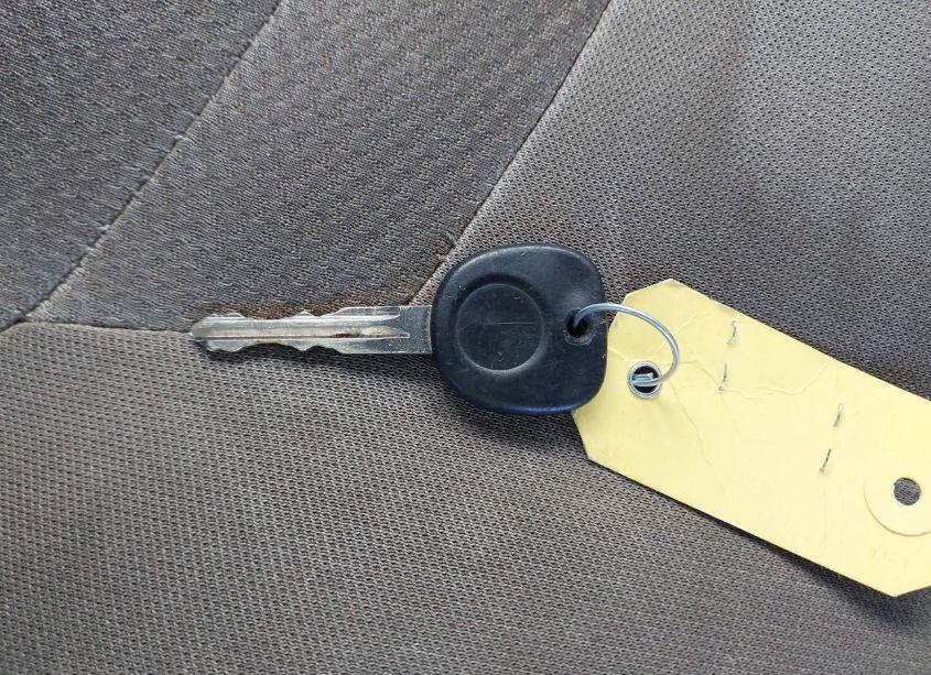 Photo 11 of 2004 Saturn Ion 2 (VIN 1G8AJ52F04Z103964)