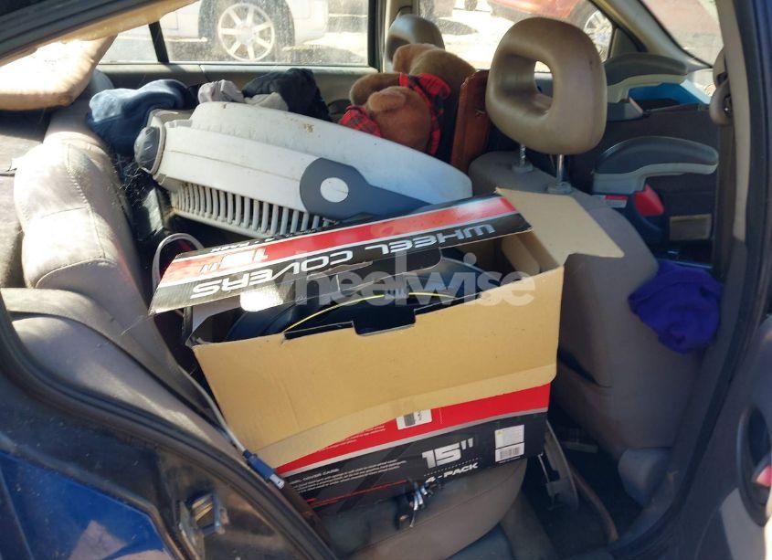 Photo 8 of 2005 Saturn Ion 2 (VIN 1G8AJ52F05Z154155)