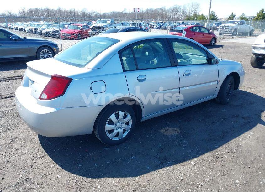 Photo 4 of 2005 Saturn Ion 2 (VIN 1G8AJ52F35Z157406)