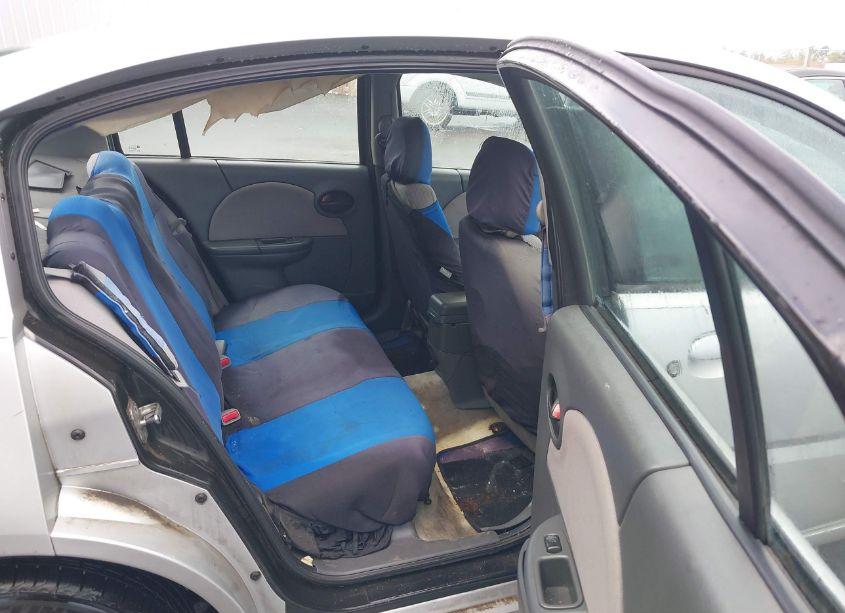 Photo 8 of 2004 Saturn Ion 2 (VIN 1G8AJ52F44Z227963)