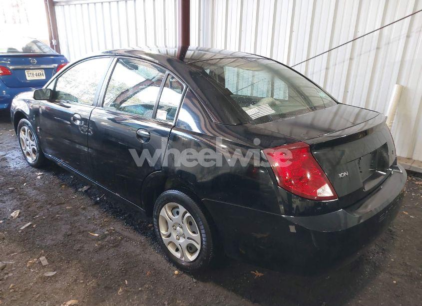Photo 3 of 2005 Saturn Ion 2 (VIN 1G8AJ52F55Z136752)