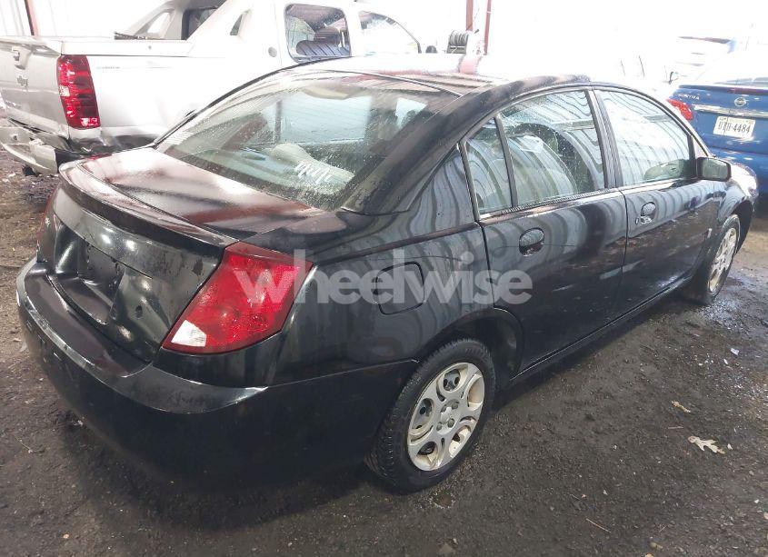 Photo 4 of 2005 Saturn Ion 2 (VIN 1G8AJ52F55Z136752)